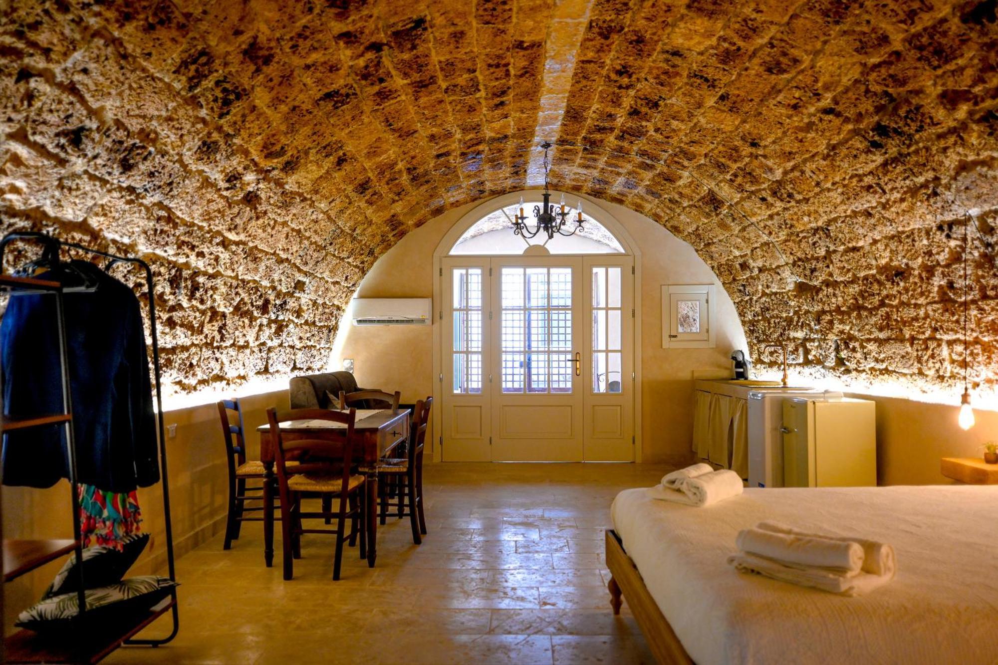 La Grotta, Luxury Suite & Spa Noto Exterior photo