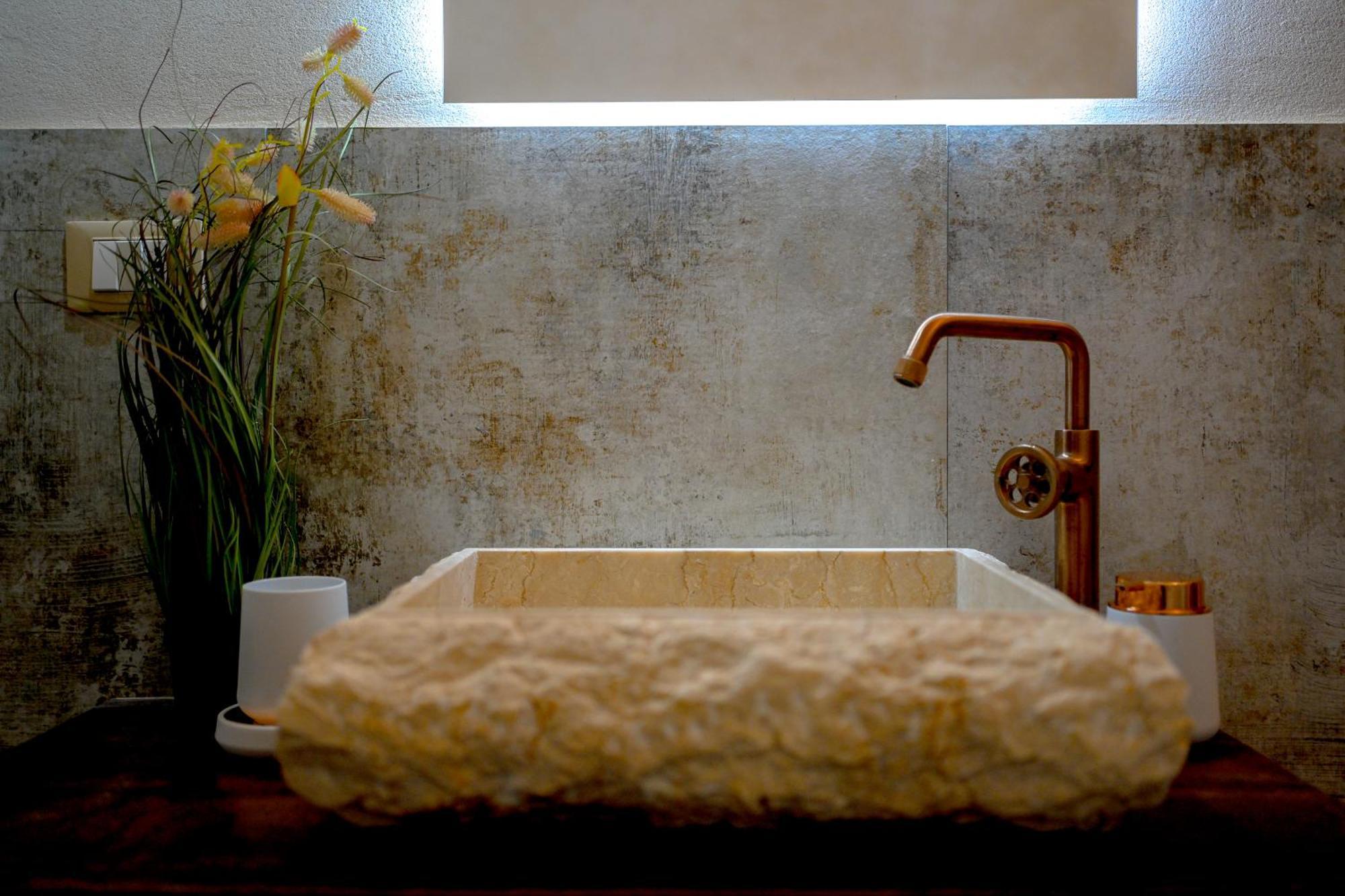 La Grotta, Luxury Suite & Spa Noto Exterior photo